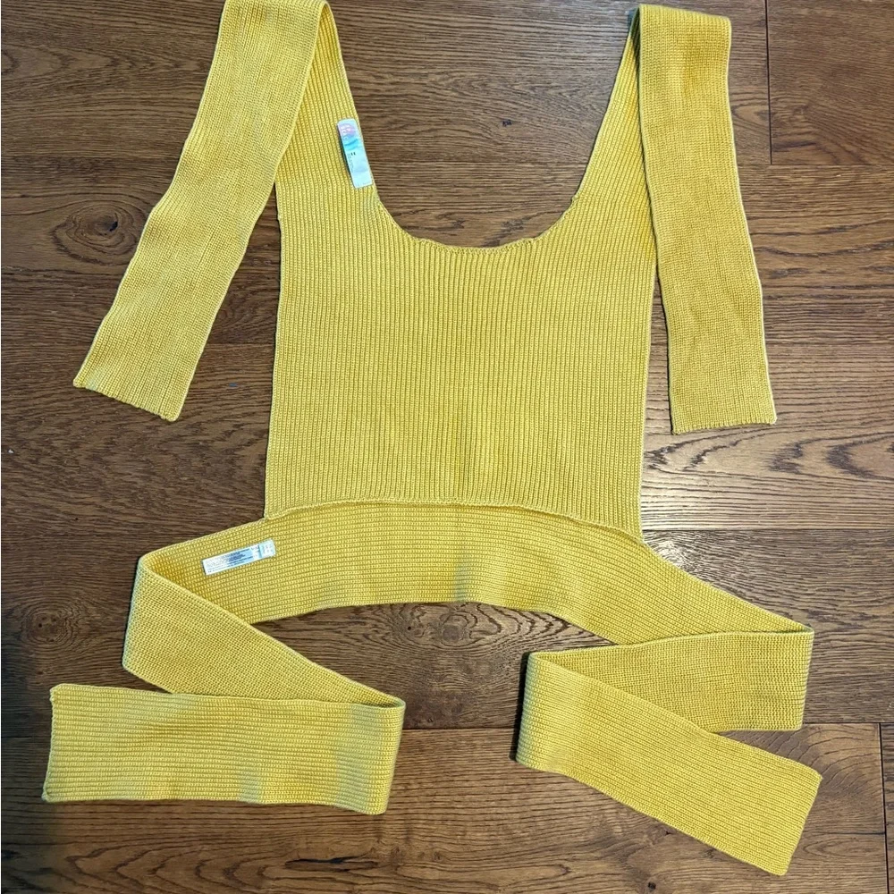 Free People Orchid Convertible Open Back Sweater Tank in Mustard Yellow. Size M - Picture 7 of 10